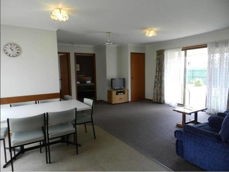 Lakes Jakaranda Holiday Units Lakes Entrance Exterior foto
